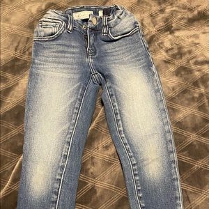 Girls KanCan Distressed Jeans, size 6.